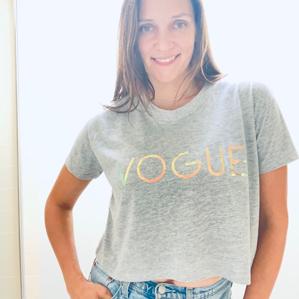 New VOGUE t-shirt glossy print fancy girls beach everyday sezane yoga crop fun